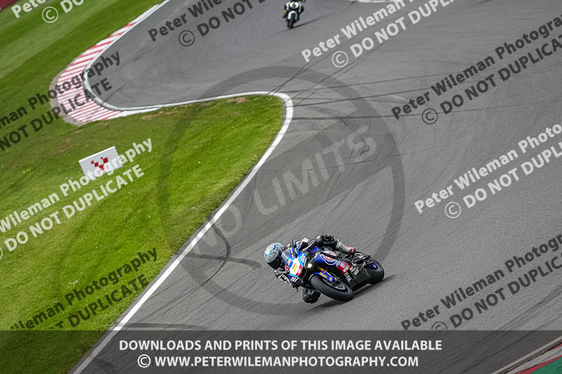 donington no limits trackday;donington park photographs;donington trackday photographs;no limits trackdays;peter wileman photography;trackday digital images;trackday photos